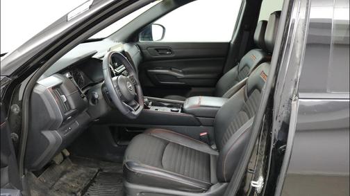 2024 Nissan Pathfinder Rock Creek 4WD