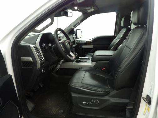 WHITE PLATINUM 2016 Ford F-150 Lariat