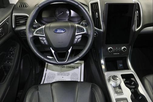 2021 Ford Edge Titanium