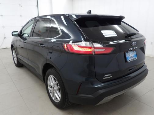 Stone Blue Metallic 2024 Ford Edge SEL