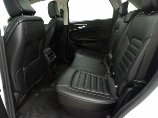 Oxford White 2024 Ford Edge SEL