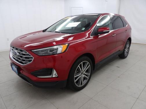 Rapid Red Metallic Tinted Clearcoat 2024 Ford Edge Titanium