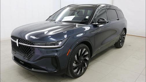 2024 Lincoln Nautilus Reserve