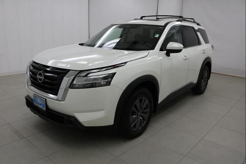 2022 Nissan Pathfinder SV 4WD