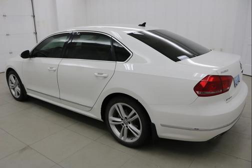 2012 Volkswagen Passat 2.0 TDI SEL Premium