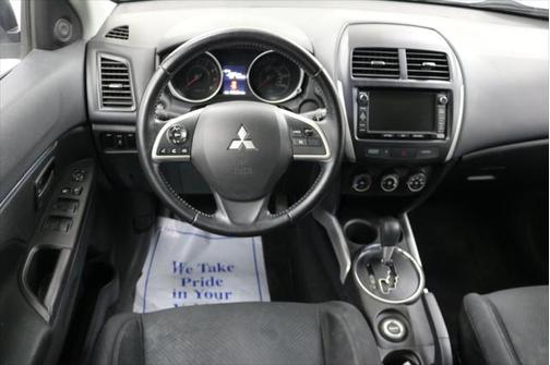 2014 Mitsubishi Outlander Sport ES