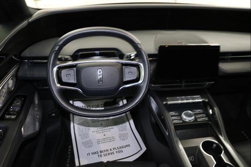 2024 Lincoln Nautilus Reserve