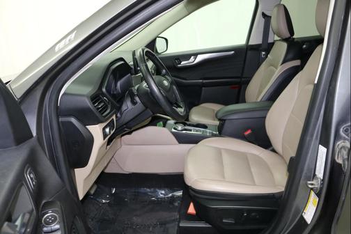 2021 Ford Escape Titanium