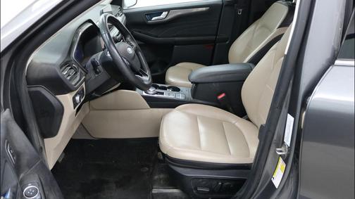 2021 Ford Escape Titanium