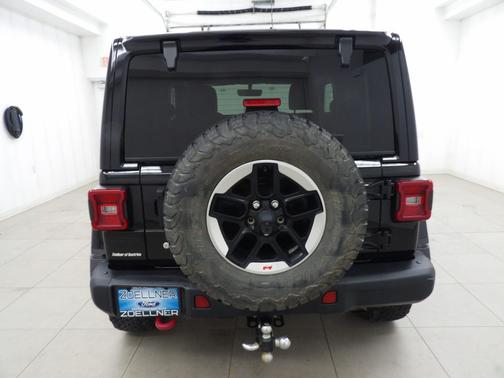 Black Clearcoat 2020 Jeep Wrangler Rubicon