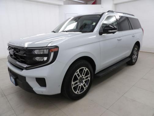 SPACE SILVER 2025 Ford Expedition Active
