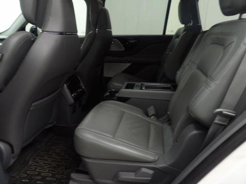 Pristine White 2021 Lincoln Aviator Reserve AWD