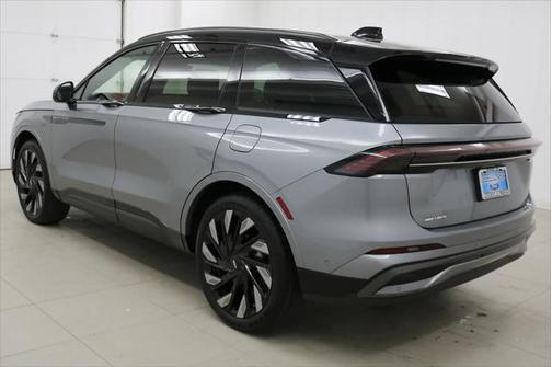 2024 Lincoln Nautilus Reserve