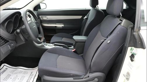 2010 Chrysler Sebring Base