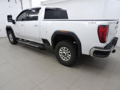 Summit White 2023 GMC Sierra 2500 SLE