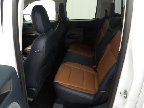 Oxford White 2023 Ford Maverick Lariat