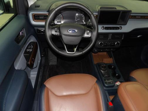 Oxford White 2023 Ford Maverick Lariat