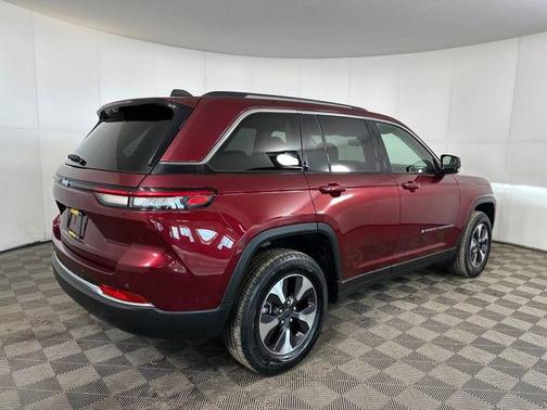 2023 Jeep Grand Cherokee 4xe Base