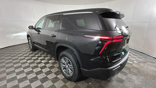 Mosaic Black Metallic 2024 Chevrolet Traverse LS