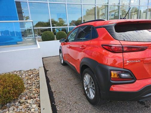 2020 Hyundai KONA SEL