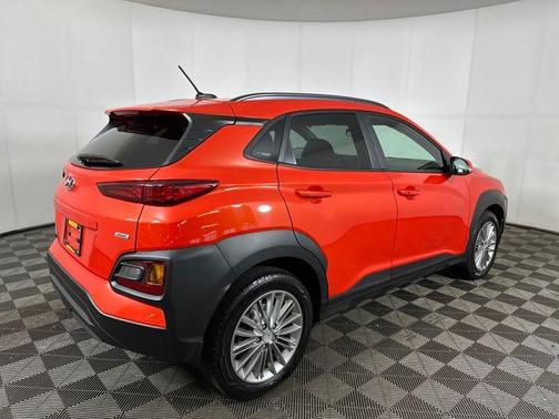 2020 Hyundai KONA SEL