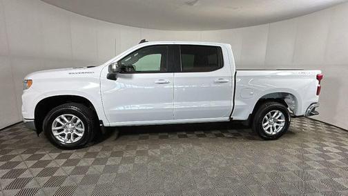 Summit White 2025 Chevrolet Silverado 1500 LT