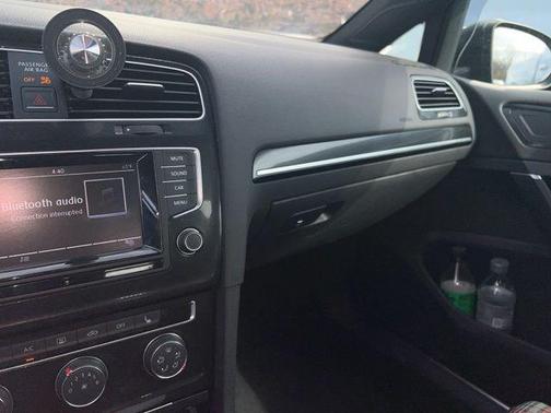 2015 Volkswagen Golf GTI 2.0T S 4-Door