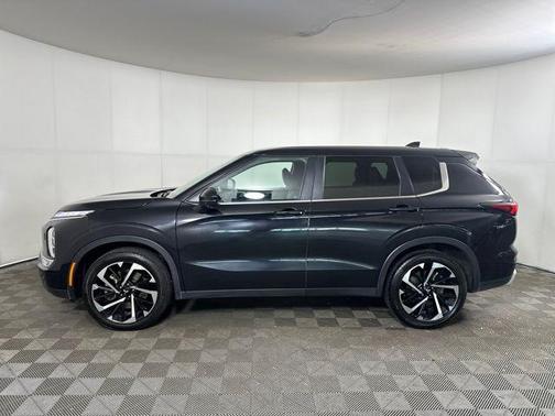 2024 Mitsubishi Outlander SE Black Edition S-AWC