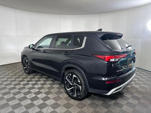 2024 Mitsubishi Outlander SE Black Edition S-AWC