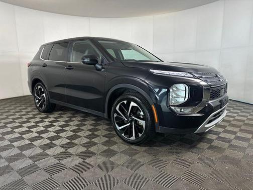 2024 Mitsubishi Outlander SE Black Edition S-AWC