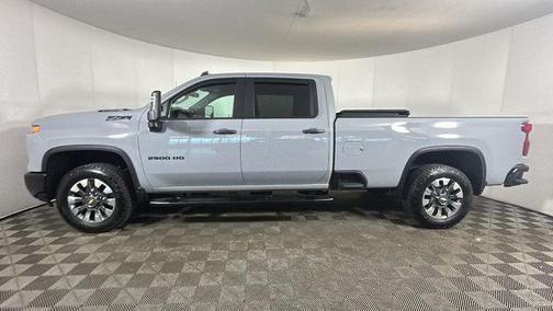 Slate Gray Metallic 2024 Chevrolet Silverado 2500 Custom