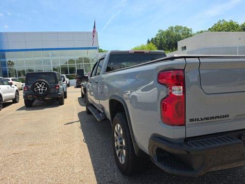 Slate Gray Metallic 2024 Chevrolet Silverado 2500 Custom
