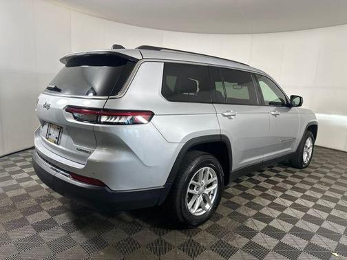 2021 Jeep Grand Cherokee L Laredo