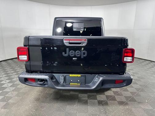 2021 Jeep Gladiator Willys 4x4