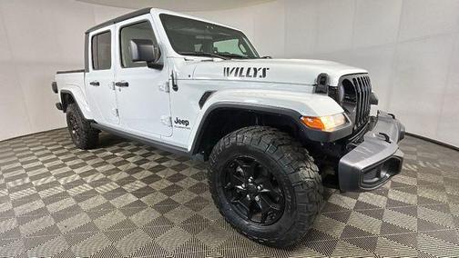 Bright White Clearcoat 2021 Jeep Gladiator Willys 4x4