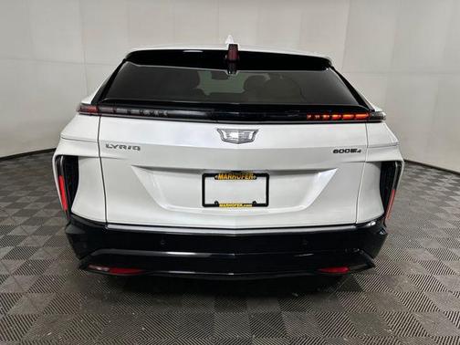 2024 Cadillac LYRIQ Luxury