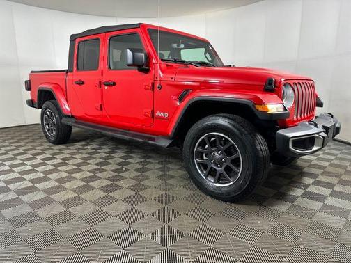 2022 Jeep Gladiator Overland