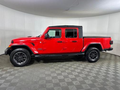 2022 Jeep Gladiator Overland