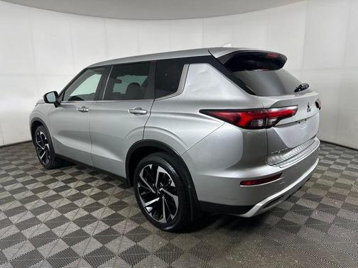 2023 Mitsubishi Outlander SE 2.5 S-AWC