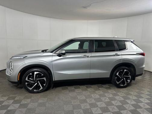2023 Mitsubishi Outlander SE 2.5 S-AWC