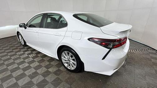 White 2024 Toyota Camry SE