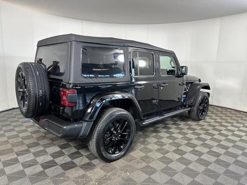 2022 Jeep Wrangler Unlimited 4xe Sahara