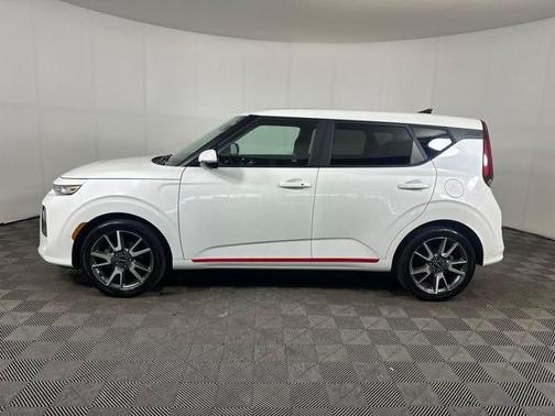 2022 Kia Soul GT-Line