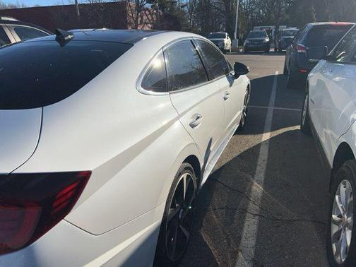 2021 Hyundai SONATA SEL Plus