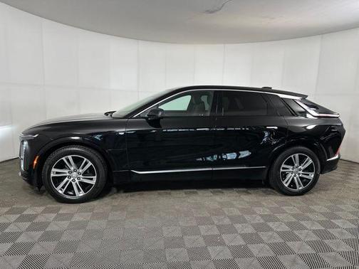 2024 Cadillac LYRIQ Tech