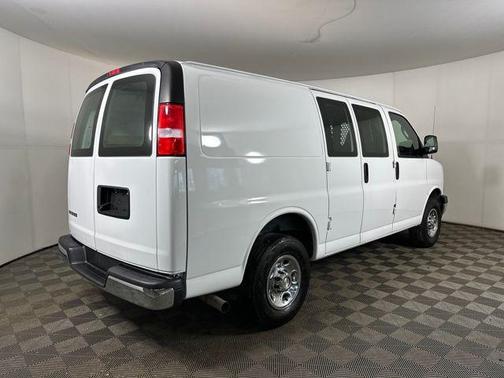 2024 Chevrolet Express 2500 Work Van