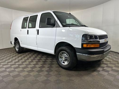 2024 Chevrolet Express 2500 Work Van