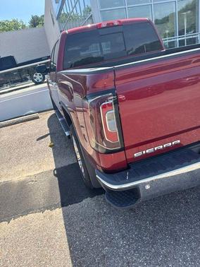 Red Quartz Tintcoat 2018 GMC Sierra 1500 SLT