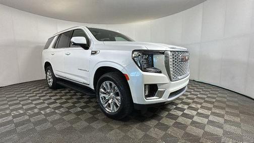 White Frost Tricoat 2023 GMC Yukon Denali