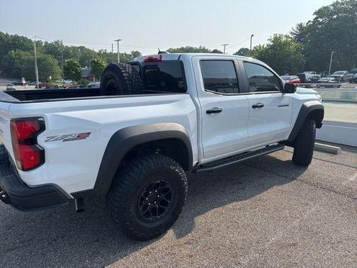 2024 Chevrolet Colorado ZR2